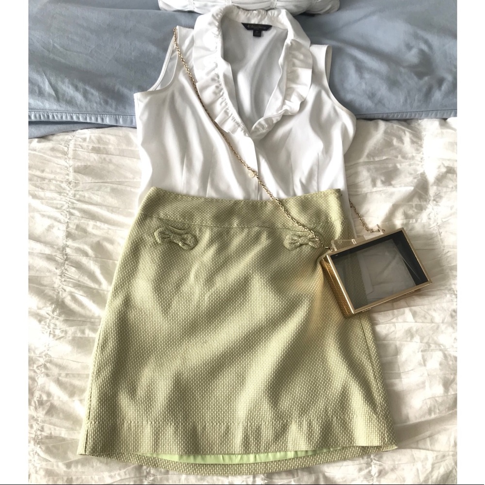 Cute green woven skirt